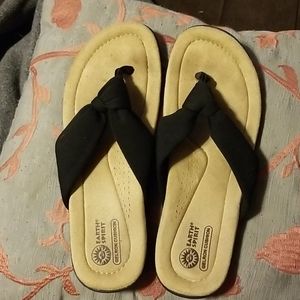 Comfy Cushioned Flip-flops